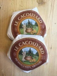 Zoomer sur LE CACOUYARD Armes de Noix