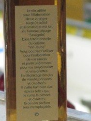 Zoomer sur Vinaigre de vin jaune